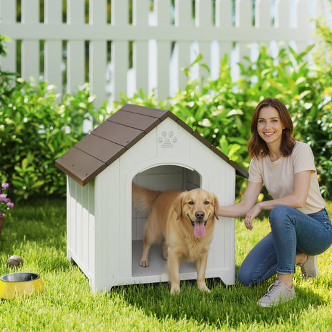 Casota para Cães de Exterior Casa para Cães Grandes de Plástico Impermeável com 2 Janelas Base Elevada Estacas Fácil de Montar 88x79x89 cm Castanho Escuro