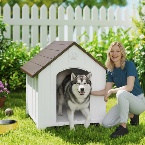 Casota para Cães de Exterior Casota para Cães Extragrandes em Plástico Impermeável com 2 Janelas Base Elevada Estacas Fácil de Montar 102x94x103 cm Castanho Escuro