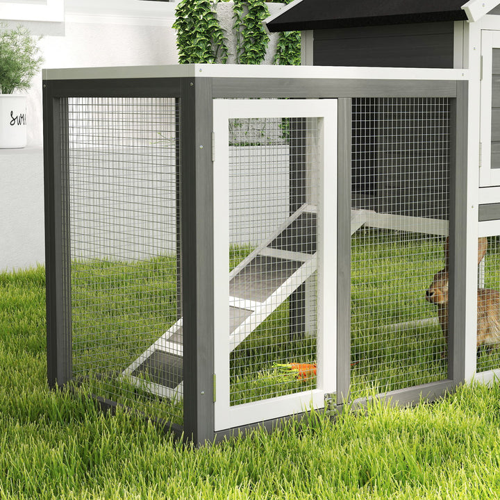 Coelheira de Madeira Exterior de 2 Níveis Gaiola para Coelhos Animais Pequenos com Zona Aberta Teto Asfáltico Bandeja Removível e Rampa 122x62,6x92 cm Cinzento