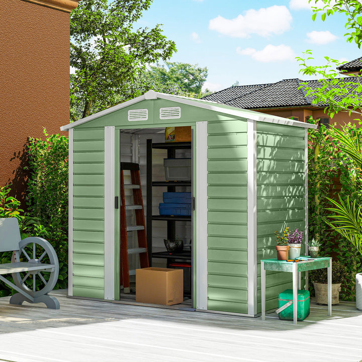 Abrigo de Jardim Exterior 2,36m² 213x120x194 cm Abrigo de Exterior com Base Reforçada (Piso NÃO Incluído) Portas de Correr Duplas Fechadura Janelas Verde Claro