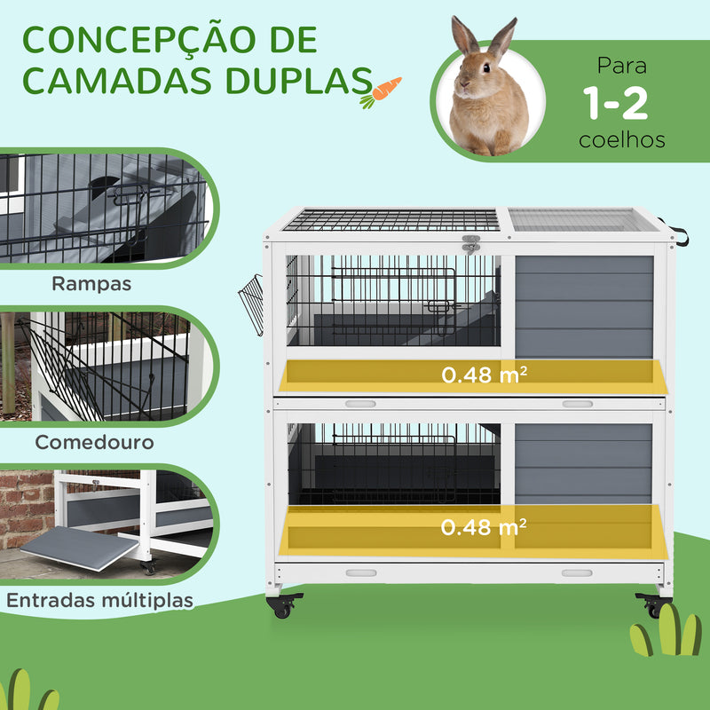 Coelheira de Madeira com Rodas 90x53x97 cm Gaiola para Coelhos de 2 Níveis com Tejadilho Rebatível Tabuleiro Amovível Comedouro e Rampa cinzenta e branca