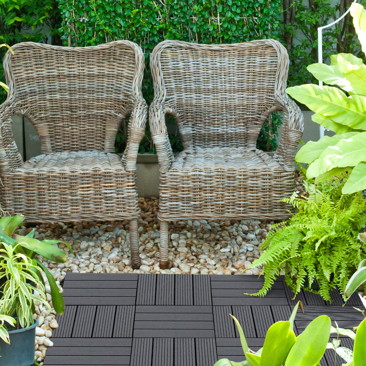 Conjunto de 11 Peças de Estrados Exterior 30x30 cm 1 m² Estrados de Jardim Antiderrapante e Resistente às Condições Climáticas Fácil Instalação para Jardim, Terraço e Varanda Cinzento
